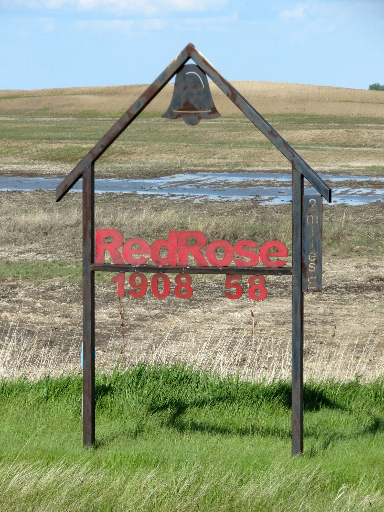 Red Rose School District 1996, section 15 township 12 range 19 W of the 2nd meridian, 1908-1958,    on #6 between Ceylon and turnoff to Weyburn, east side of hwy (2 miles east of the hwy), near Milestone